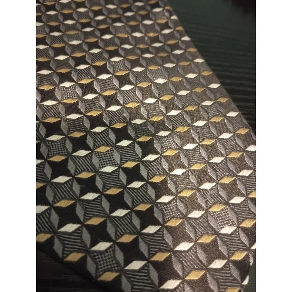 Van Heusen 100% Silk Stain Resistant‎ Men's Neck Tie